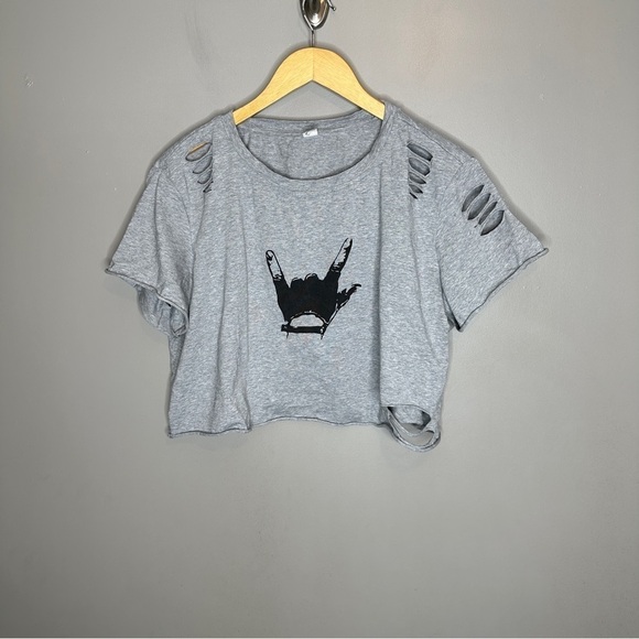 SHEIN rock distressed Crewneck cropped Tshirt - Picture 1 of 9